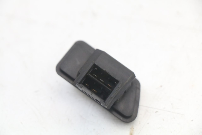 photo de HEADLIGHT SWITCH HONDA NES AROBASE 125 (2000 - 2003) - Technical close-up