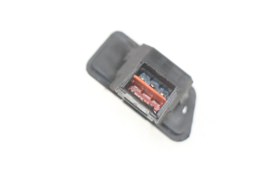 photo de HEADLIGHT SWITCH KYMCO LIKE 2T 50 (2009 - 2018) - Zoom on usage condition