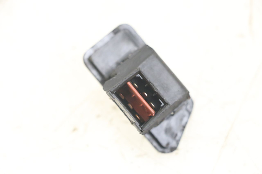 photo de HEADLIGHT SWITCH KYMCO LIKE 125 (2009 - 2016) - Zoom on usage condition