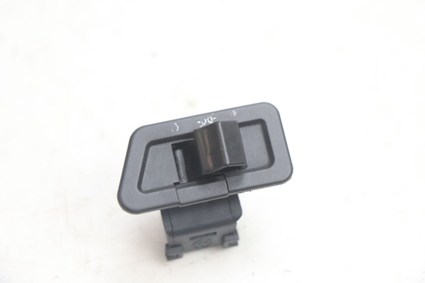 photo de HEADLIGHT SWITCH IMF INDUSTRIE NEW PACH 2T 50 (2014 - 2020) - Main view