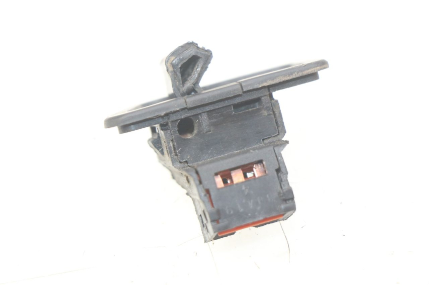 photo de HEADLIGHT SWITCH SYM ORBIT 2 2T 50 (2008 - 2018) - Zoom on usage condition