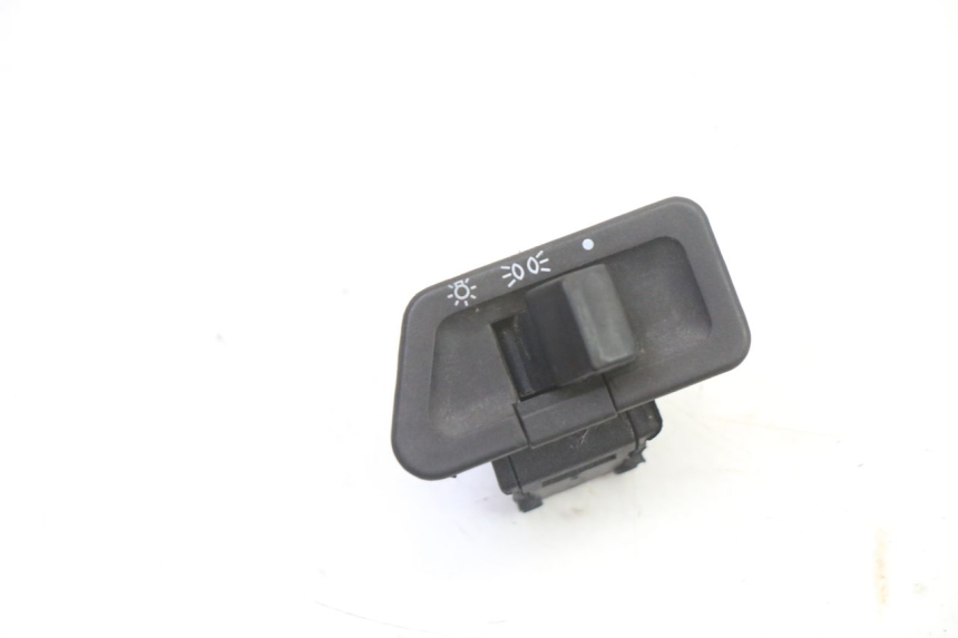 photo de HEADLIGHT SWITCH SYM ORBIT 2 4T 50 (2008 - 2017) - Main view