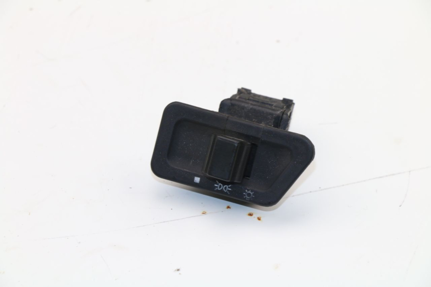 photo de HEADLIGHT SWITCH WACOX SHENKE 50 (2008 - 2014) - Main view