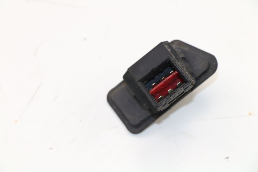 photo de HEADLIGHT SWITCH WACOX SHENKE 50 (2008 - 2014) - Zoom on usage condition