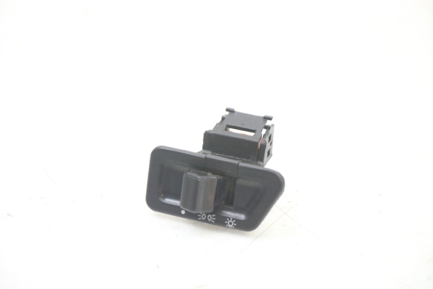 photo de HEADLIGHT SWITCH SYM ORBIT 2 4T 50 (2008 - 2017) - Main view