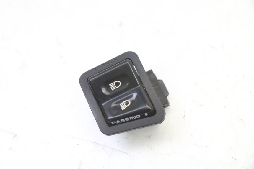 photo de HEADLIGHT SWITCH SYM FIDDLE 3 III 50 (2014 - 2020) - Main view