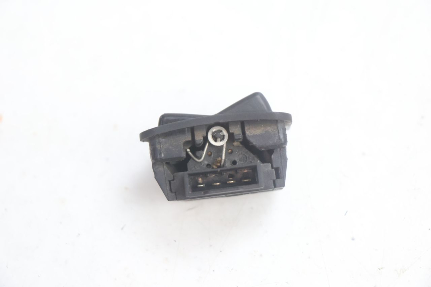 photo de HEADLIGHT SWITCH SYM FIDDLE 3 III 50 (2014 - 2020) - Zoom on usage condition