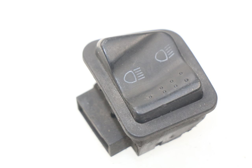photo de HEADLIGHT HIGH BEAM SWITCH PIAGGIO LIBERTY 4T 50 (2004 - 2008) - Main view