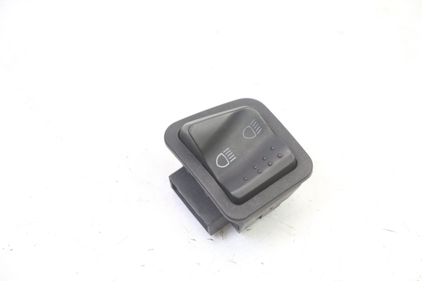 photo de HEADLIGHT SWITCH PIAGGIO LIBERTY 4T 50 (2009 - 2015) - Component detail
