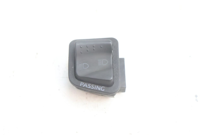 photo de HEADLIGHT SWITCH PIAGGIO LIBERTY 125 (1998 - 2008) - Main view