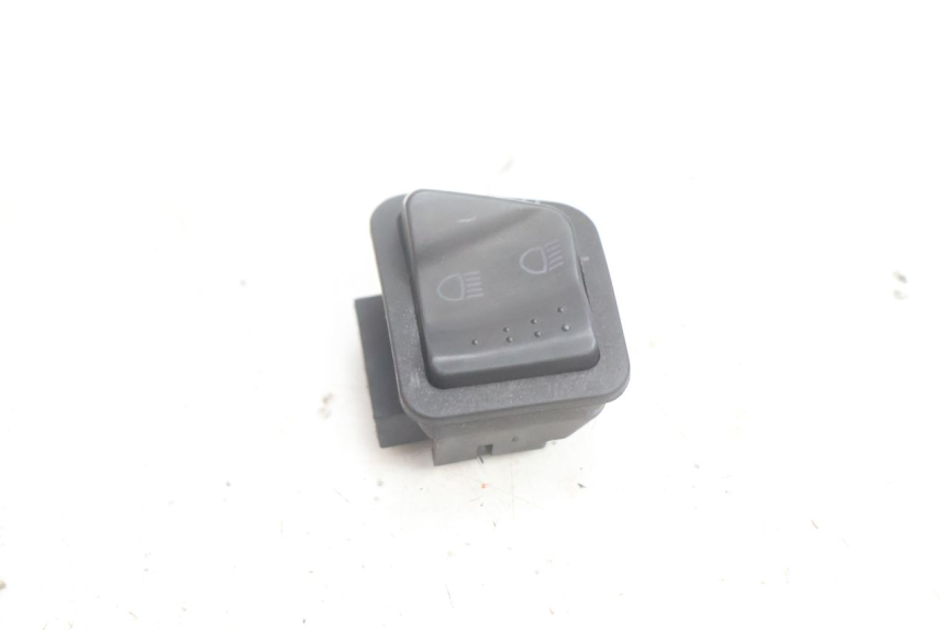 photo de HEADLIGHT SWITCH PIAGGIO LIBERTY 125 (1998 - 2008) - Component detail
