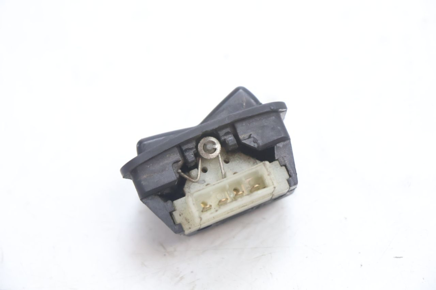 photo de HEADLIGHT SWITCH KYMCO MOVIE S 125 (2009 - 2018) - Alternative perspective