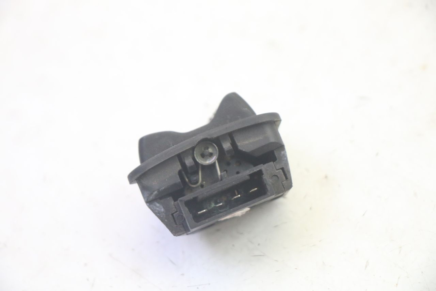photo de HEADLIGHT SWITCH PIAGGIO MP3 HPE 350 (2018 - 2020) - Alternative perspective