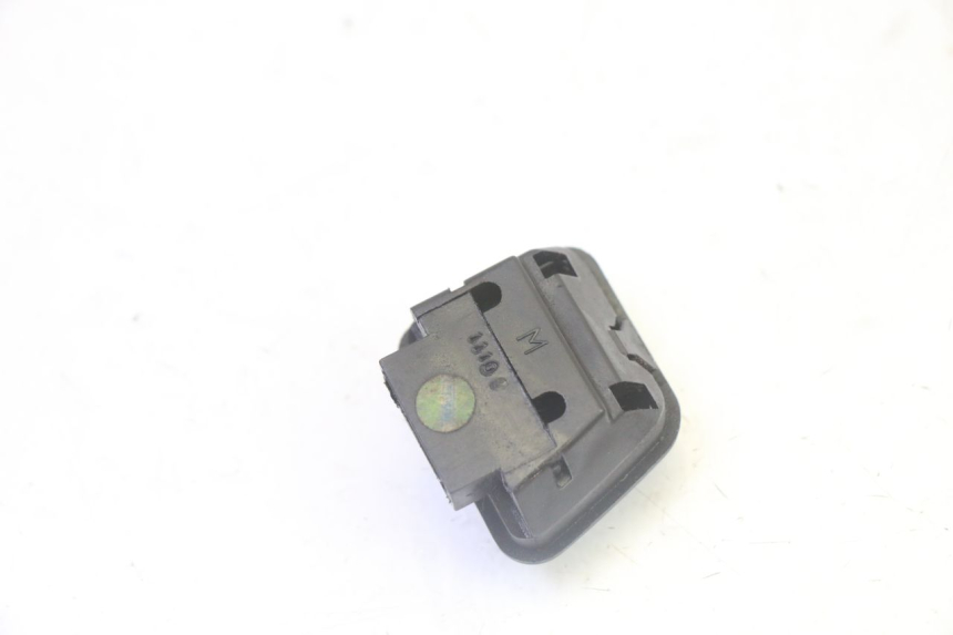 photo de HEADLIGHT SWITCH PIAGGIO MP3 LT 300 (2010 - 2016) - Alternative perspective