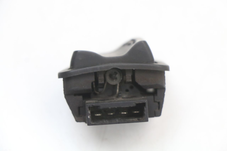 photo de HEADLIGHT SWITCH PIAGGIO MP3 125 (2006 - 2014) - Zoom on usage condition