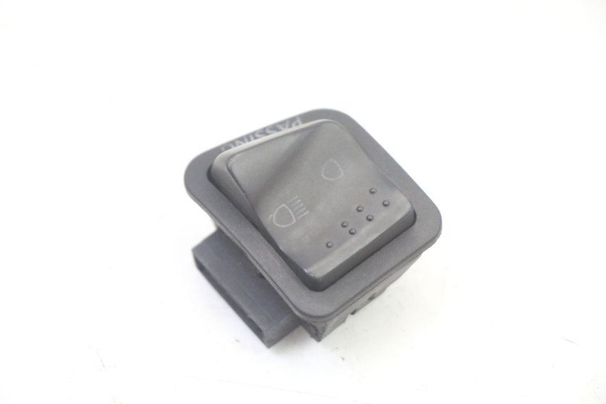 photo de HEADLIGHT SWITCH PIAGGIO MP3 500 (2011 - 2015) - Component detail