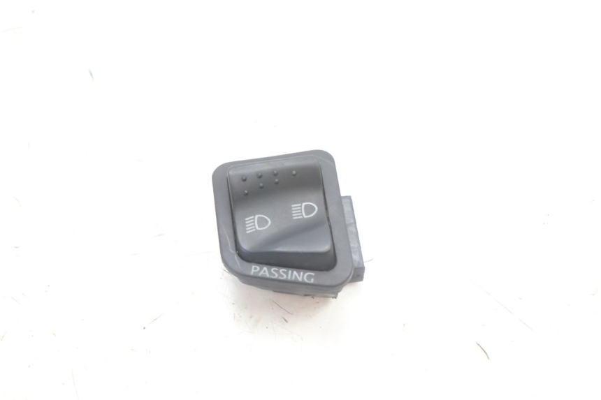 photo de HEADLIGHT SWITCH PIAGGIO MP3 500 (2016 - 2018) - Main view