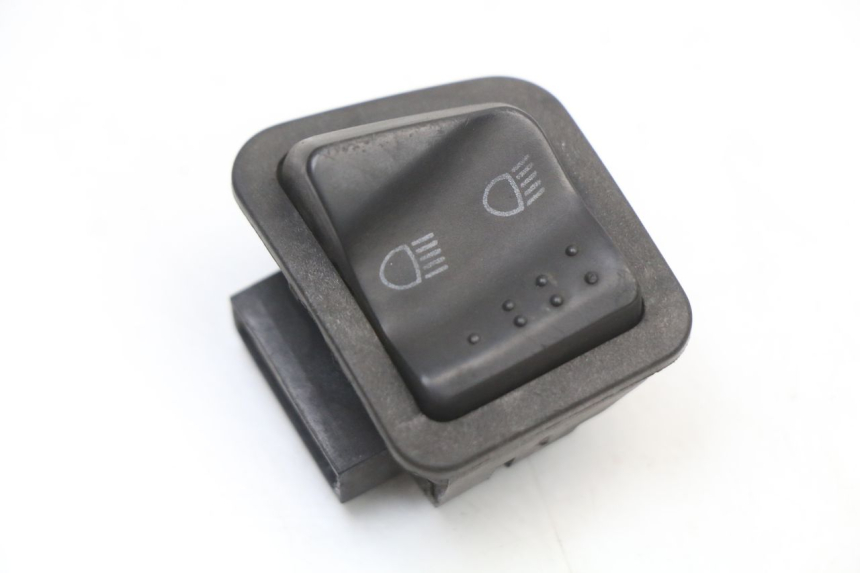 photo de HEADLIGHT HIGH BEAM SWITCH PIAGGIO NEW TYPHOON 50 (2018 - 2021) - Main view