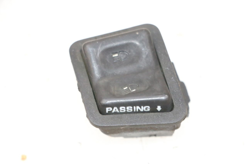 photo de HEADLIGHT HIGH BEAM SWITCH SYM ORBIT 2 4T 50 (2008 - 2017) - Main view