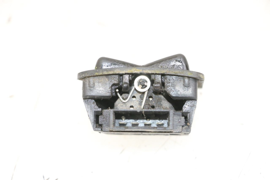 photo de HEADLIGHT SWITCH PEUGEOT TWEET 4T 50 (2014 - 2019) - Zoom on usage condition