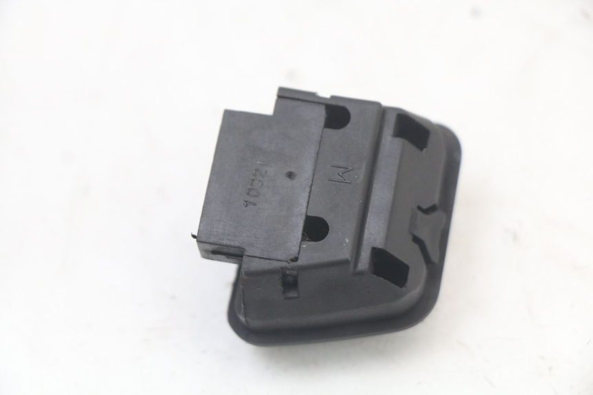 photo de HEADLIGHT SWITCH PIAGGIO LIBERTY IGET 4T 50 (2021 - 2025) - Alternative perspective