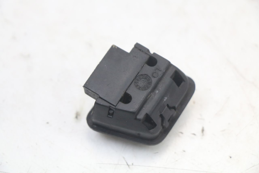 photo de HEADLIGHT SWITCH PIAGGIO NEW TYPHOON 50 (2010 - 2017) - Alternative perspective
