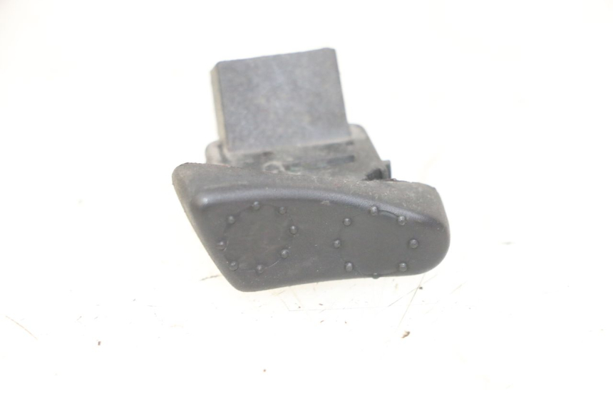 photo de HEADLIGHT SWITCH PIAGGIO VESPA GRANTURISMO 200 (2004 - 2005) - Main view