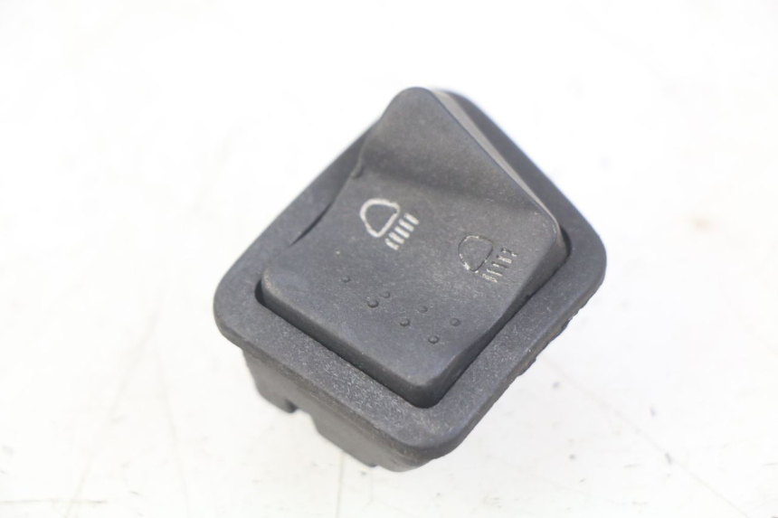 photo de HEADLIGHT HIGH BEAM SWITCH APRILIA SR 2T 50 (2012 - 2017) - Main view