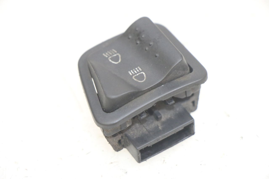 photo de HEADLIGHT HIGH BEAM SWITCH APRILIA SR 2T 50 (2012 - 2017) - Main view