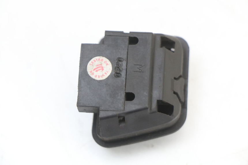 photo de HEADLIGHT SWITCH APRILIA SR 2T 50 (2018 - 2022) - Technical close-up