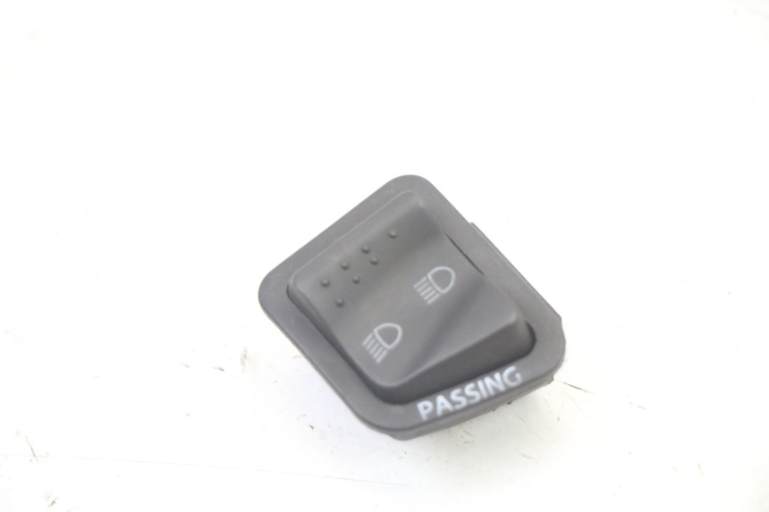 photo de HEADLIGHT HIGH BEAM SWITCH APRILIA SXR 50 (2021 - 2023) - Main view