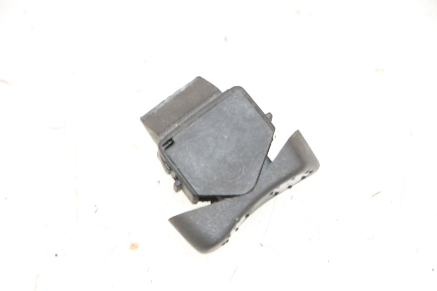 photo de HEADLIGHT HIGH BEAM SWITCH PIAGGIO VESPA GTS SUPER IE 125 (2009 - 2016) - Component detail