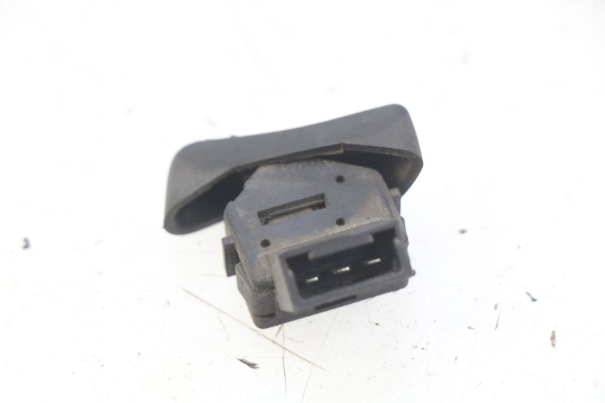 photo de HEADLIGHT HIGH BEAM SWITCH PIAGGIO VESPA LX 2T 50 (2005 - 2013) - Zoom on usage condition