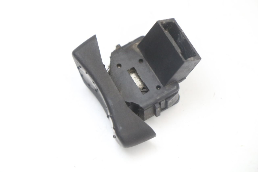 photo de HEADLIGHT HIGH BEAM SWITCH PIAGGIO VESPA LX 2T 50 (2005 - 2013) - Component detail