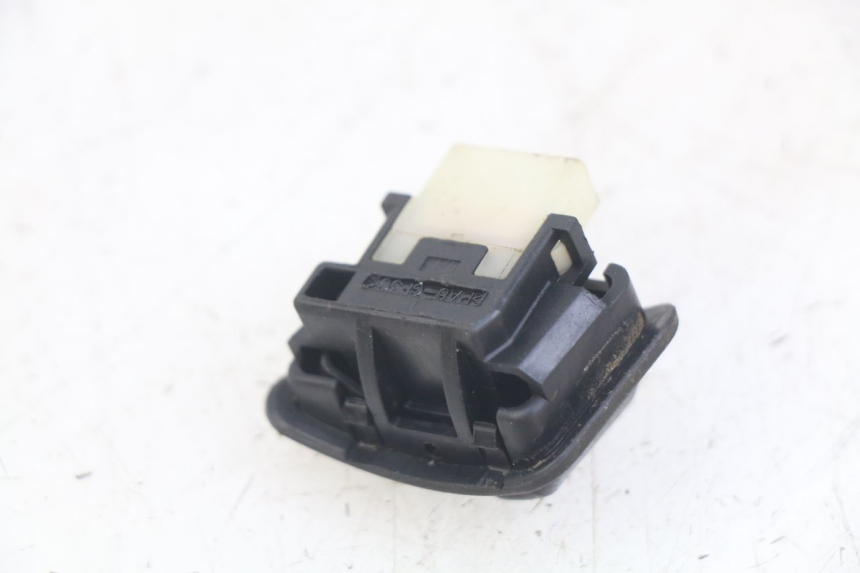 photo de HEADLIGHT HIGH BEAM SWITCH HONDA VISION NSC R 50 (2013 - 2015) - Component detail