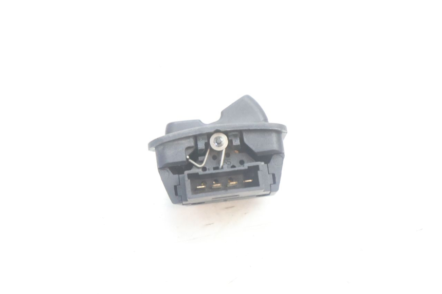 photo de HEADLIGHT SWITCH PIAGGIO X9 AMALFI 180 (2000 - 2003) - Zoom on usage condition
