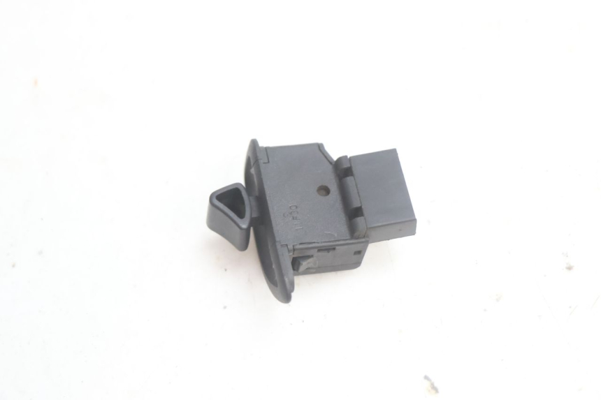 photo de ROLL LOCK SWITCH PIAGGIO MP3 125 (2006 - 2014) - Alternative perspective