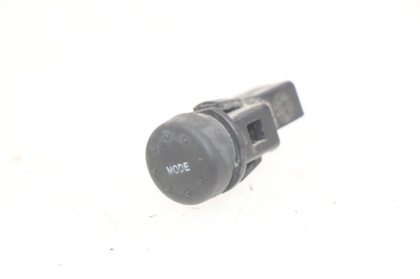 photo de HANDLEBAR SWITCH APRILIA SCARABEO LIGHT 125 (2007 - 2011) - Main view