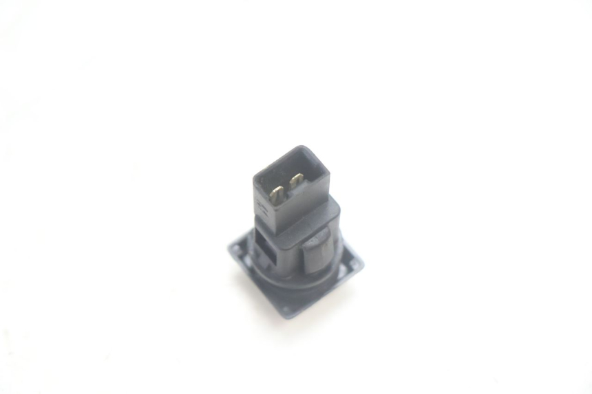 photo de FUEL FLAP SWITCH PIAGGIO MP3 HPE 530 (2022 - 2026) - Alternative perspective