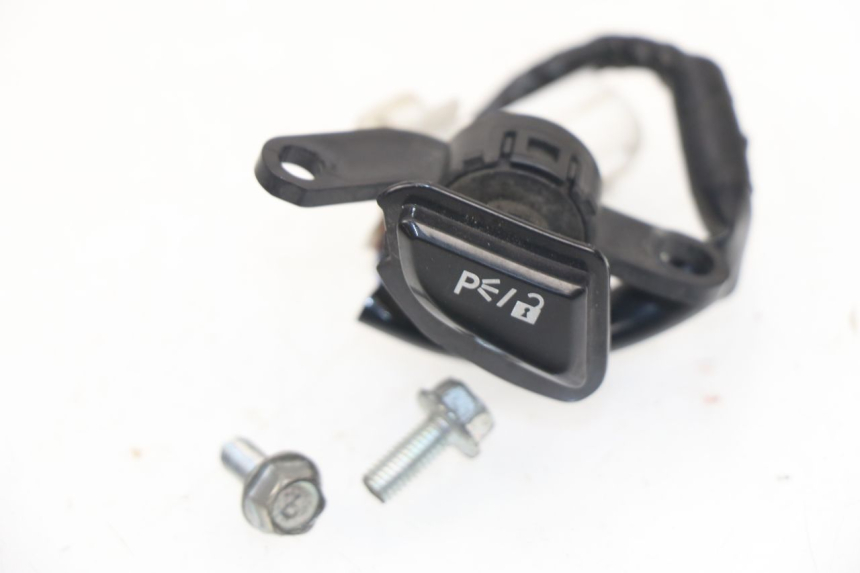 photo de SWITCH YAMAHA YP T-MAX TMAX 530 (2017 - 2020) - Main view