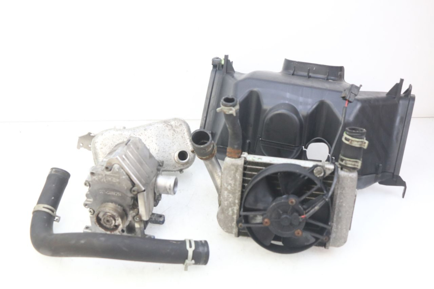 photo de COMPRESSOR PEUGEOT SATELIS COMPRESSOR K15 125 (2006 - 2009) - Main view