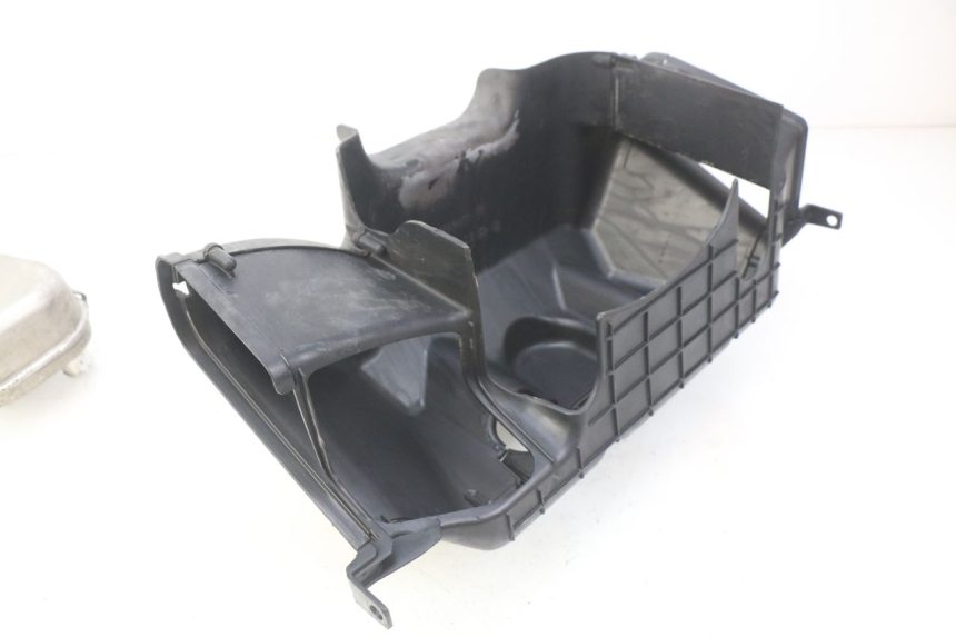 photo de COMPRESSOR PEUGEOT SATELIS COMPRESSOR K15 125 (2006 - 2009) - Component detail