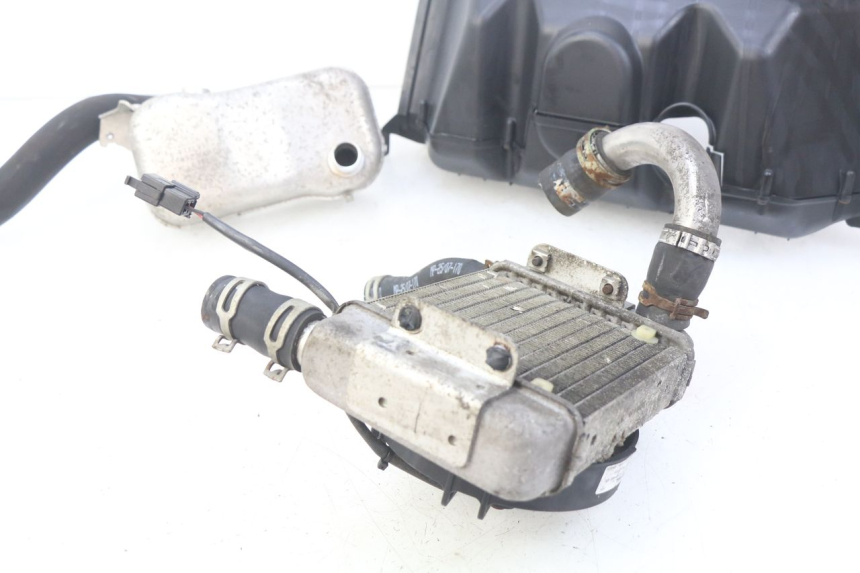 photo de COMPRESSOR PEUGEOT SATELIS COMPRESSOR K15 125 (2006 - 2009) - Markings and original references