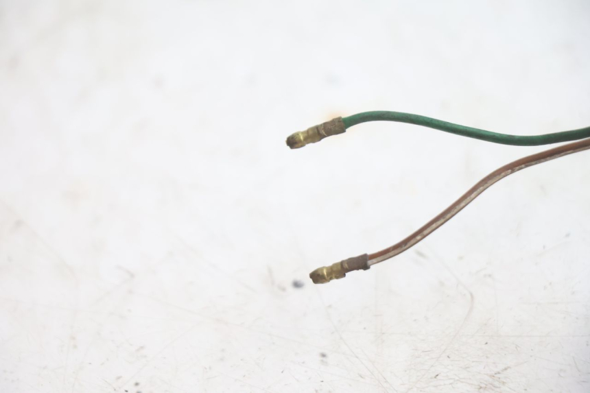 photo de TACHOMETER HONDA CB TWO FIFTY 250 (1991 - 2002) - Fixing points details