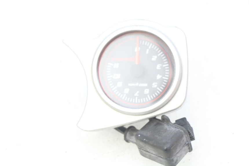 photo de TACHOMETER GILERA NEXUS 125 (2009 - 2013) - Fixing points details