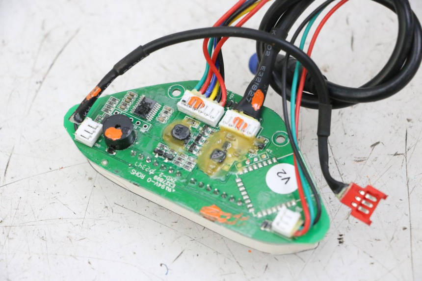 photo de SPEEDOMETER URBANGLIDE 100XS 1 - Alternative perspective