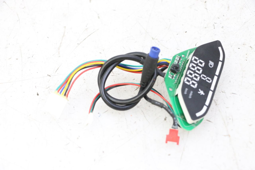 photo de SPEEDOMETER URBANGLIDE 100XS 1 - Checked used part