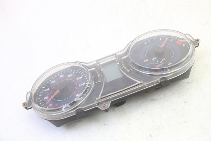 photo de SPEEDOMETER ADIVA AD3 300 (2014 - 2020) - Technical close-up