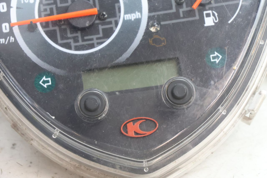 photo de SPEEDOMETER KYMCO AGILITY 16+ 4T 50 (2018 - 2023) - Technical close-up