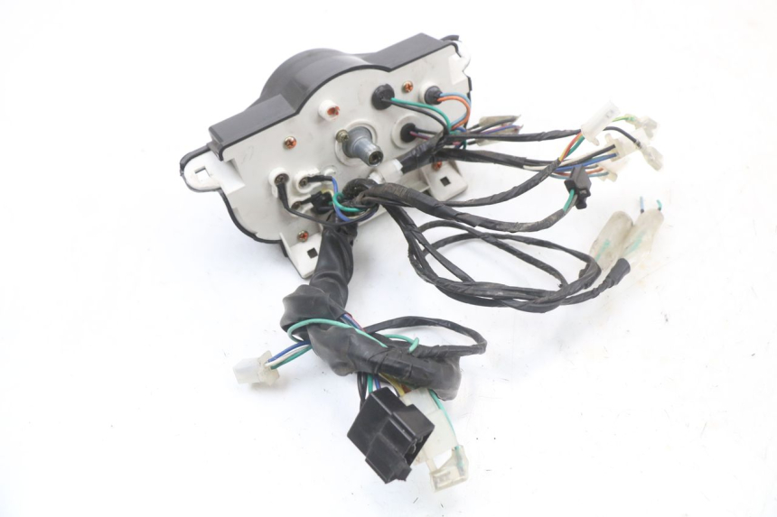 photo de SPEEDOMETER KYMCO AGILITY 4T 50 (2018 - 2022) - Surface and material condition